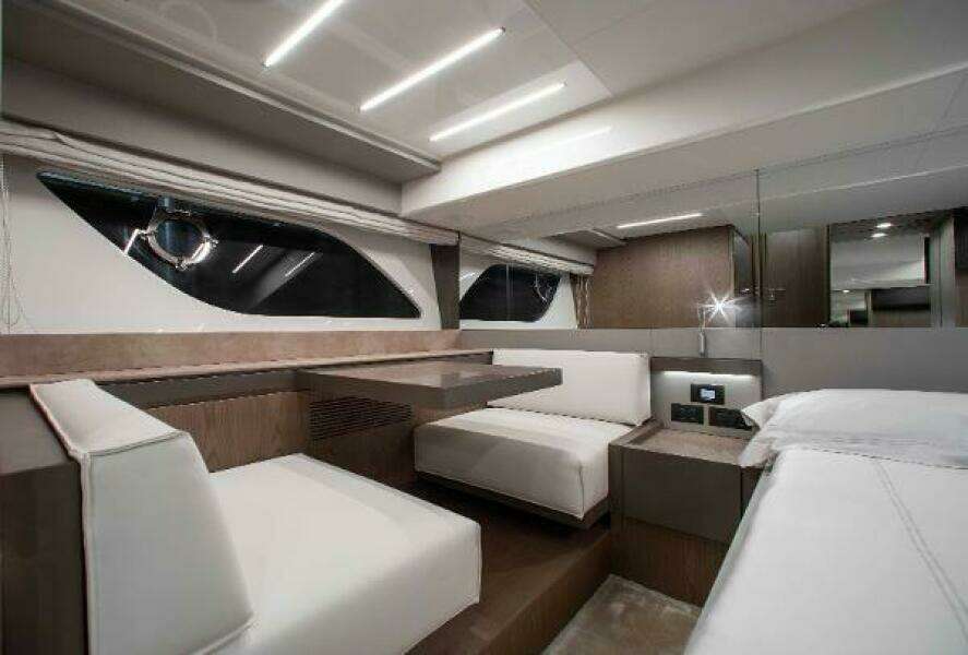 TIME 2 FLY 55ft Ferretti Yachts Yacht For Sale