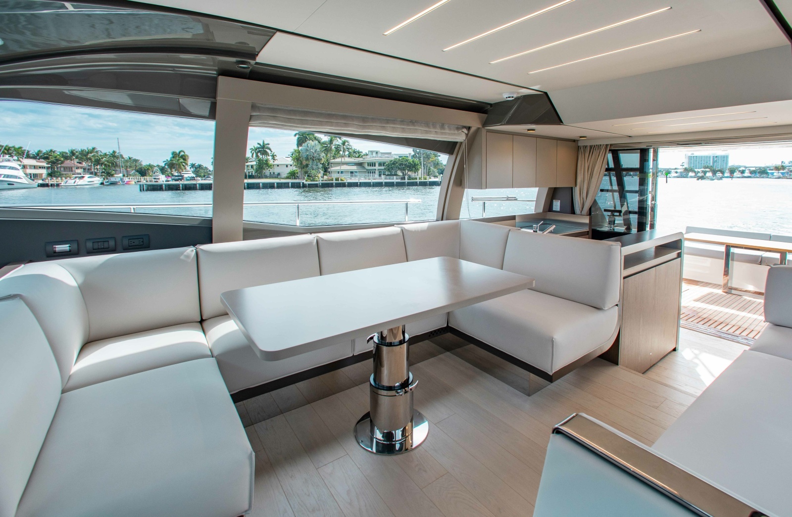 TIME 2 FLY 55ft Ferretti Yachts Yacht For Sale