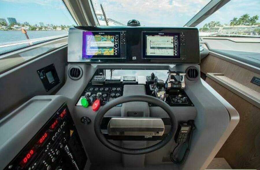 TIME 2 FLY 55ft Ferretti Yachts Yacht For Sale