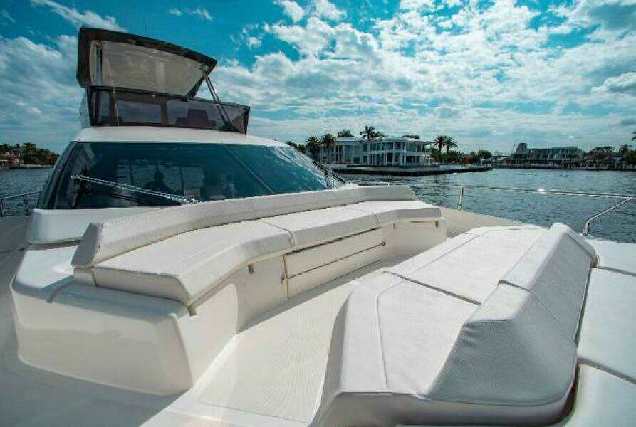 TIME 2 FLY 55ft Ferretti Yachts Yacht For Sale