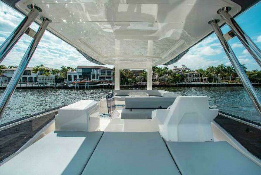TIME 2 FLY 55ft Ferretti Yachts Yacht For Sale