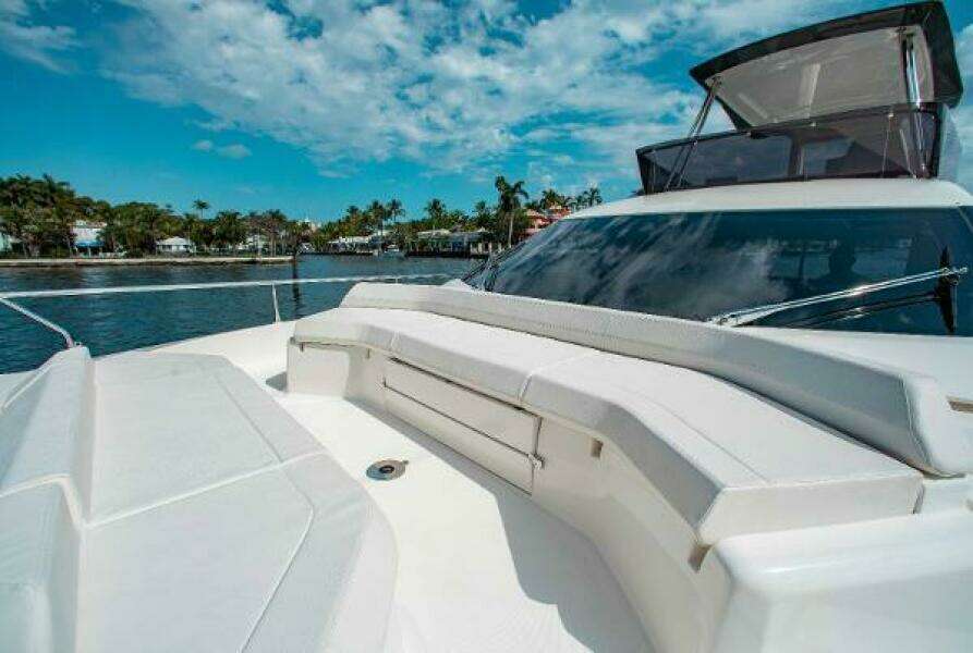 TIME 2 FLY 55ft Ferretti Yachts Yacht For Sale