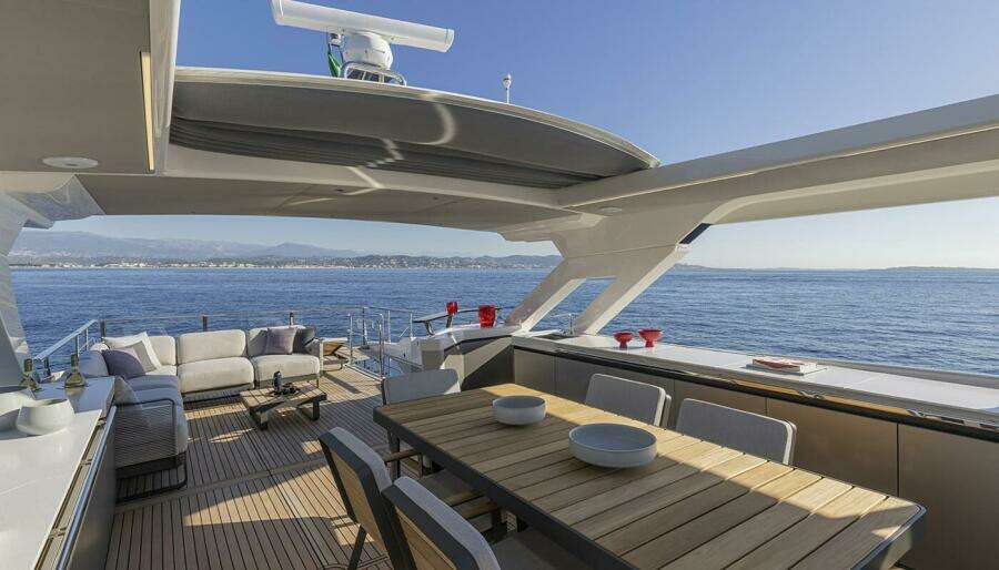 ON ORDER 75ft Absolute Yacht For Sale