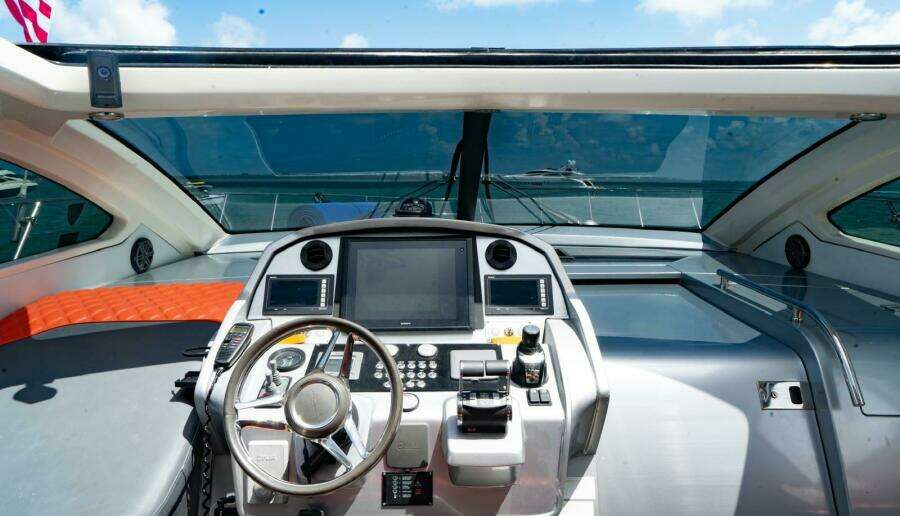 D PADRON 58ft Azimut Yacht For Sale