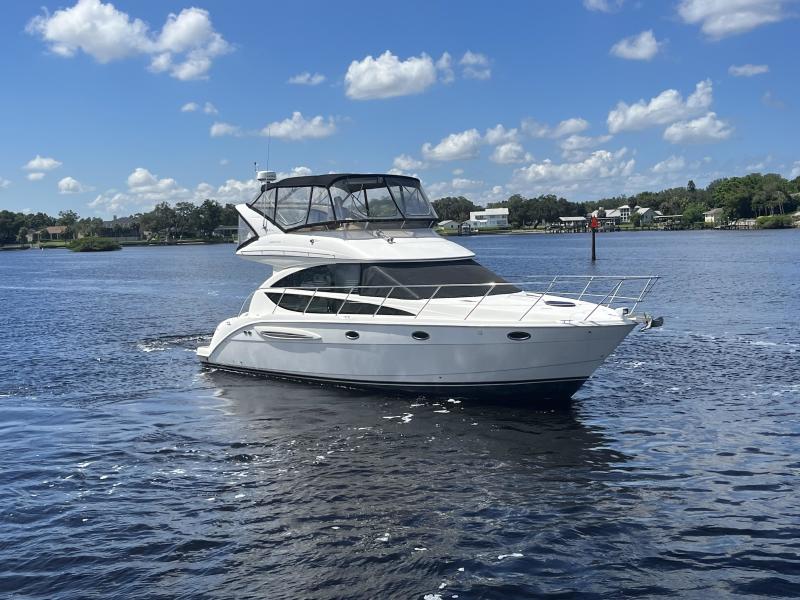 2007 Meridian 391 Sedan Bridge