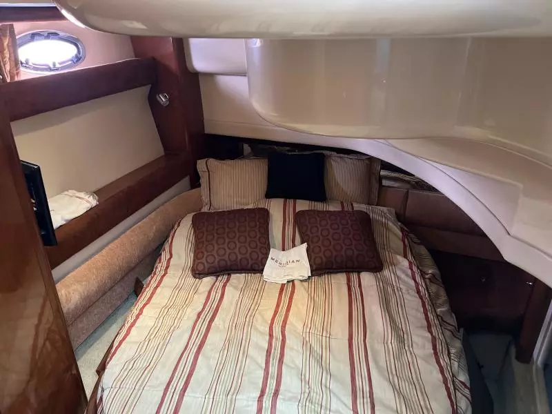 2007 Meridian 391 Sedan Bridge