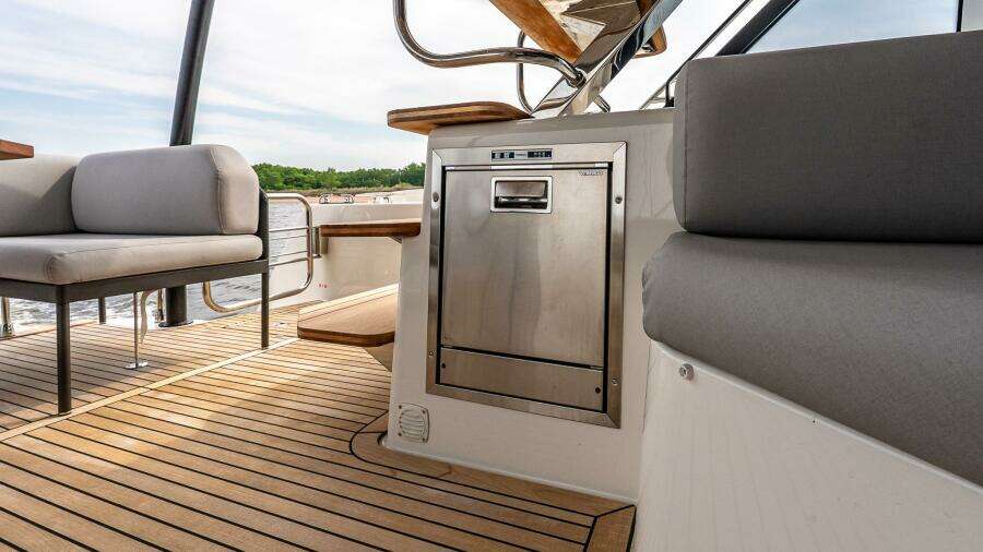 ON ORDER 48ft Prestige Yacht For Sale