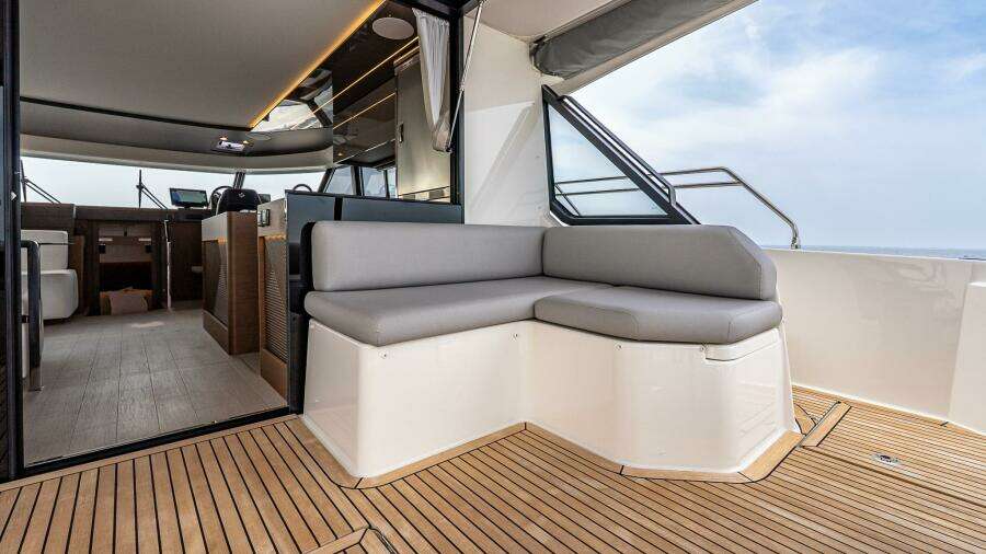 ON ORDER 48ft Prestige Yacht For Sale