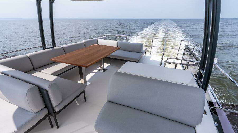 ON ORDER 48ft Prestige Yacht For Sale