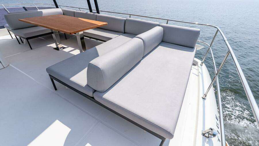 ON ORDER 48ft Prestige Yacht For Sale