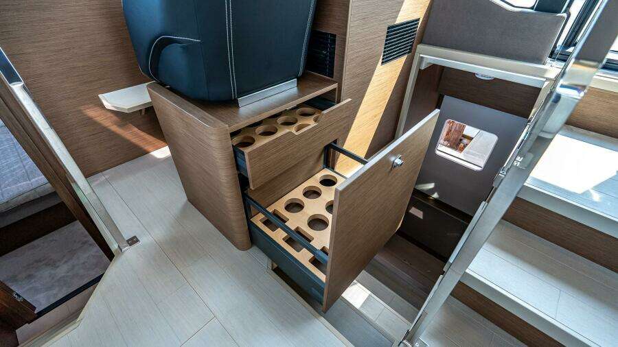 ON ORDER 48ft Prestige Yacht For Sale