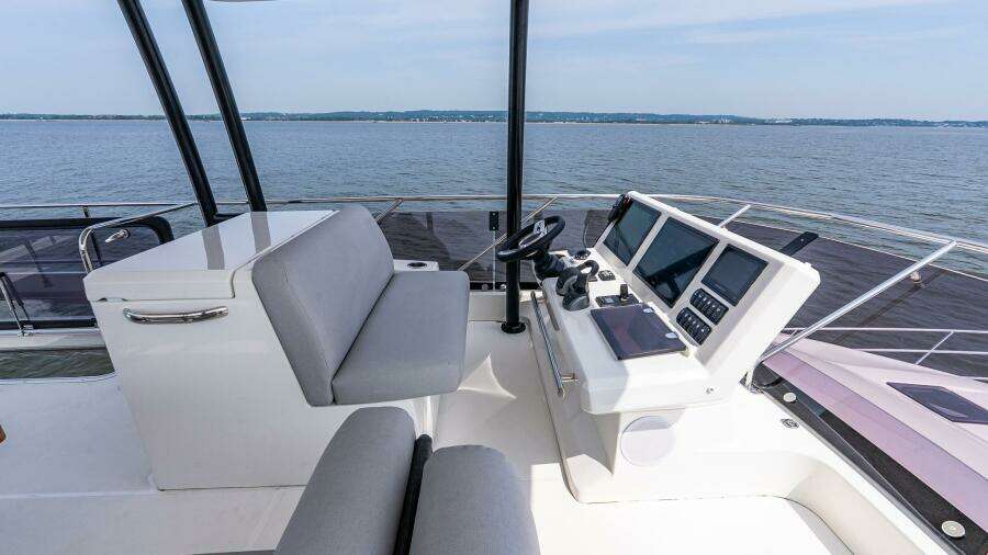 ON ORDER 48ft Prestige Yacht For Sale