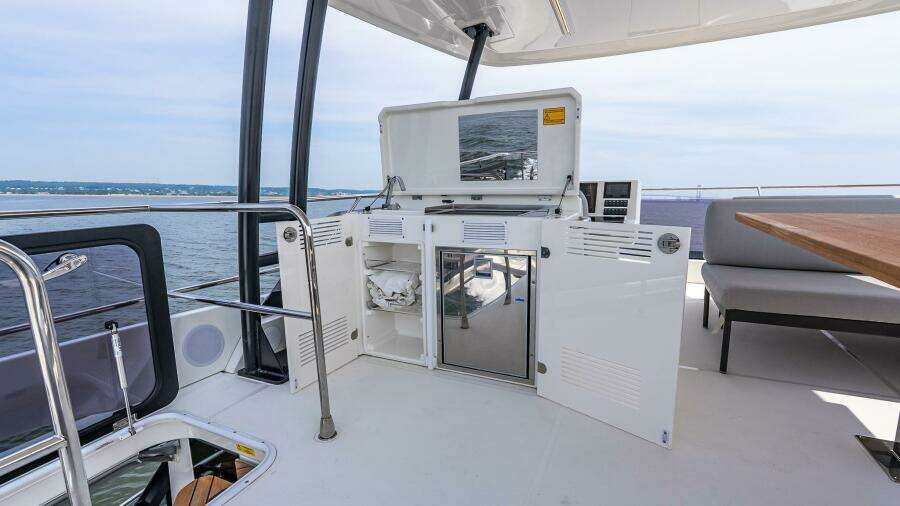 ON ORDER 48ft Prestige Yacht For Sale