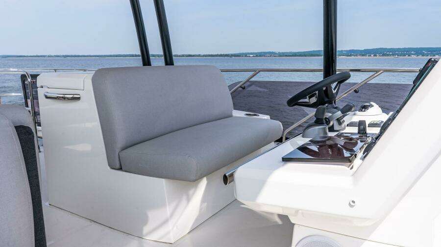 ON ORDER 48ft Prestige Yacht For Sale