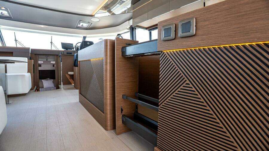 ON ORDER 48ft Prestige Yacht For Sale