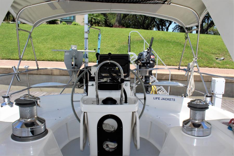 1998 Hunter 430