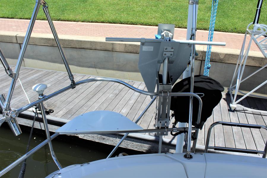 1998 Hunter 430