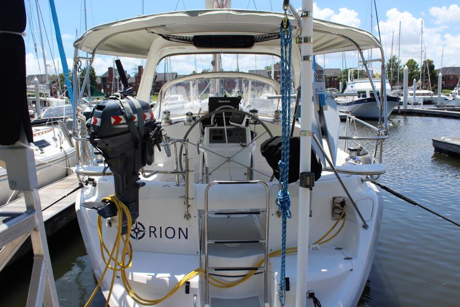 1998 Hunter 430