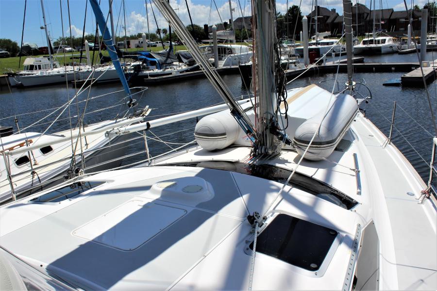 1998 Hunter 430