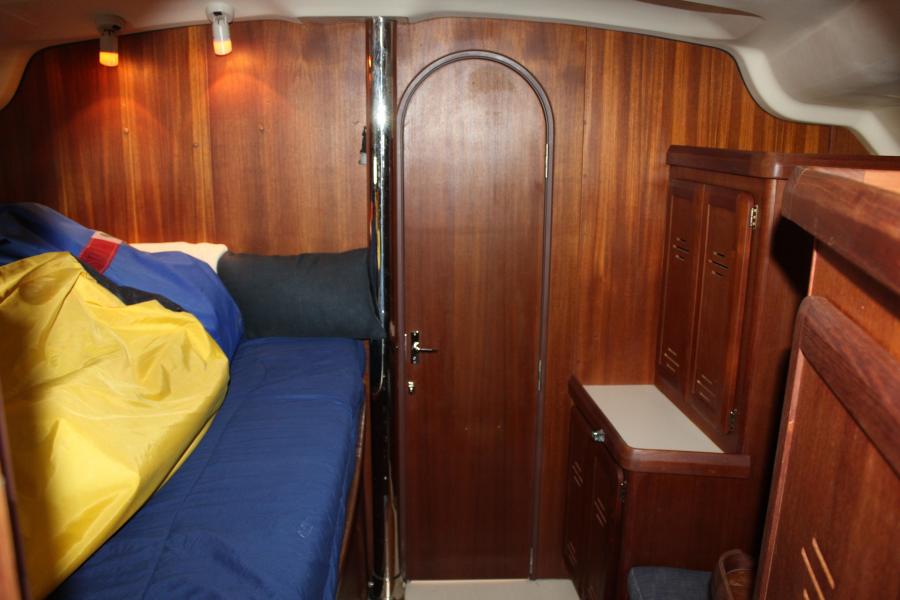 1998 Hunter 430