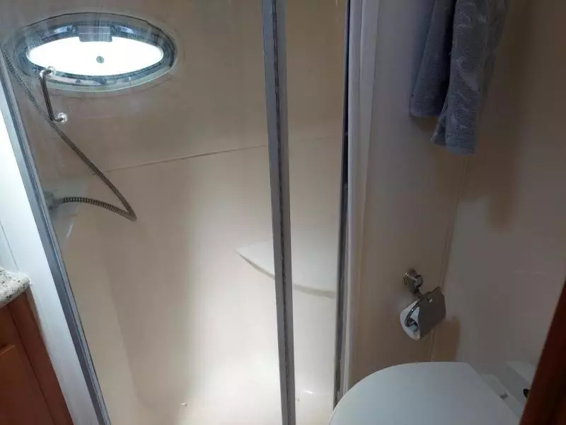 2001 Carver 466 Motor Yacht