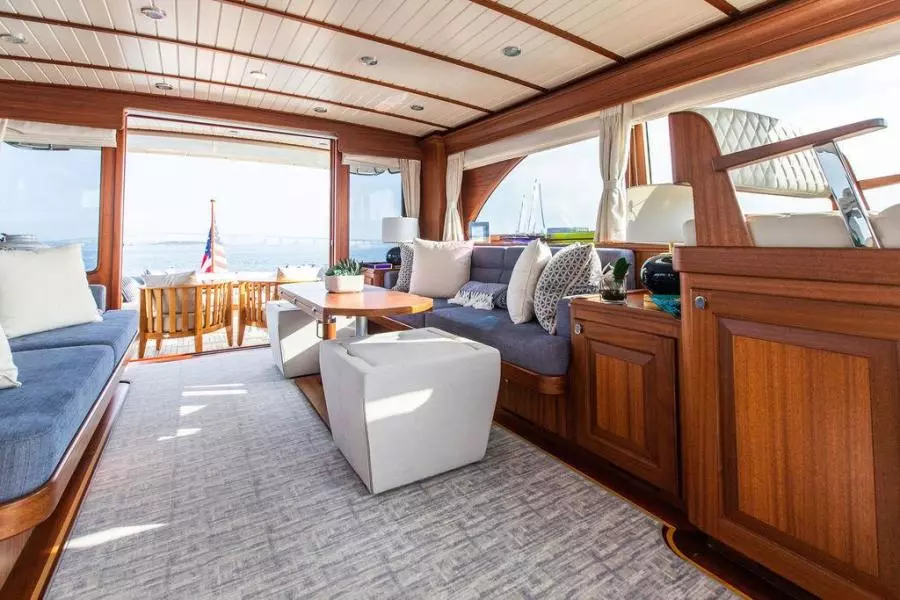 Salon to Port