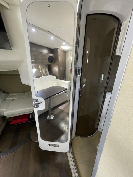 37' 2020 Rinker 370 EX