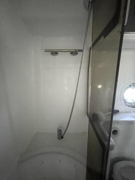 37' 2020 Rinker 370 EX