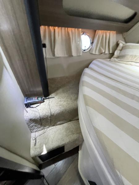 37' 2020 Rinker 370 EX