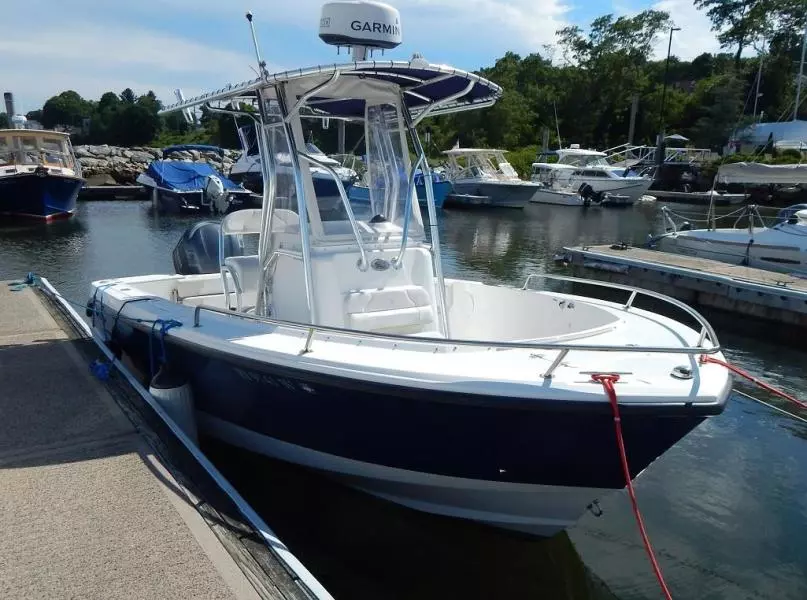 2012 Edgewater 205CC