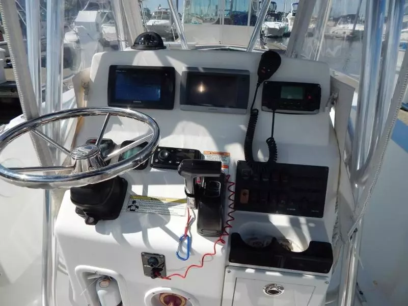 2012 Edgewater 205CC