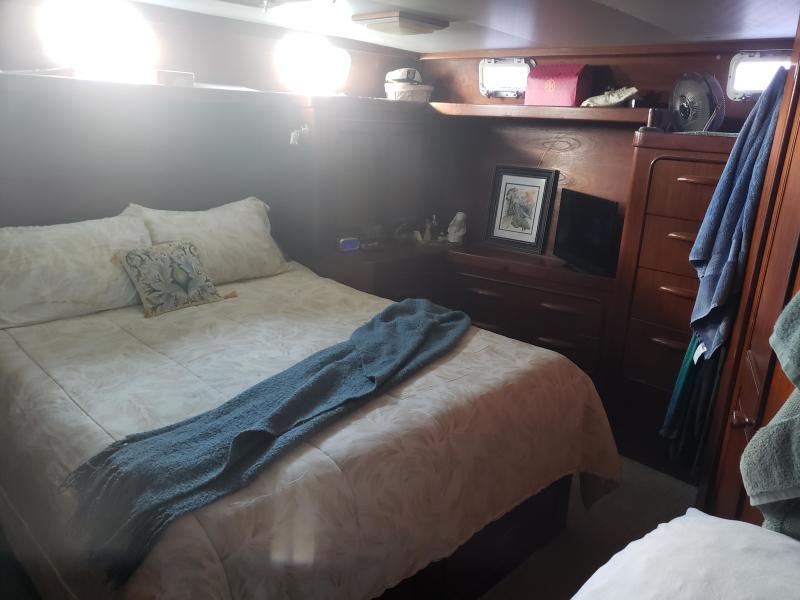 1980 Gulfstar 44