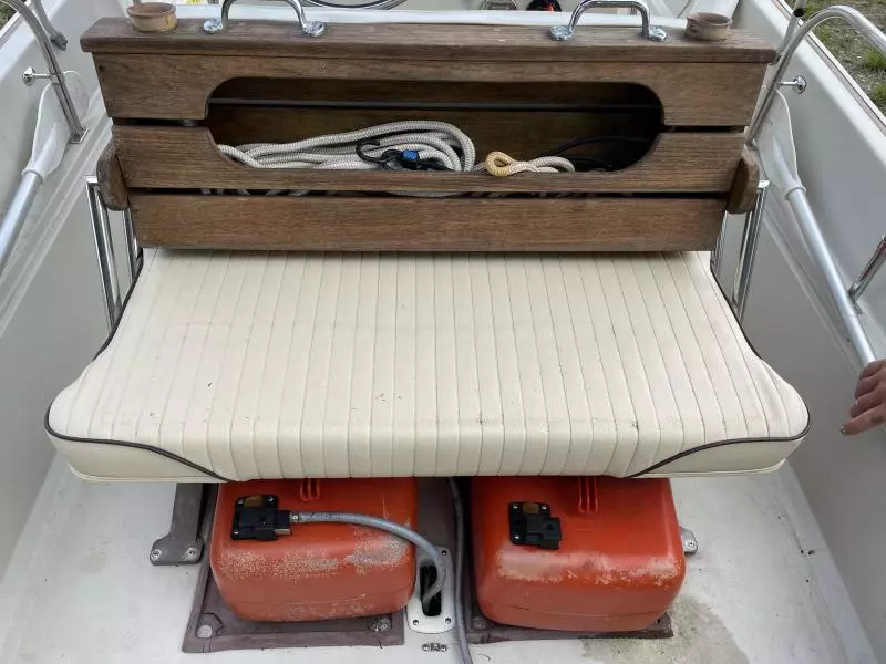 1987 Boston Whaler Montauk