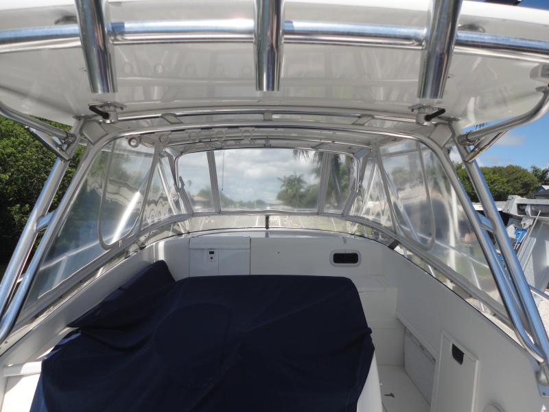 2003 Intrepid 377 Walkaround