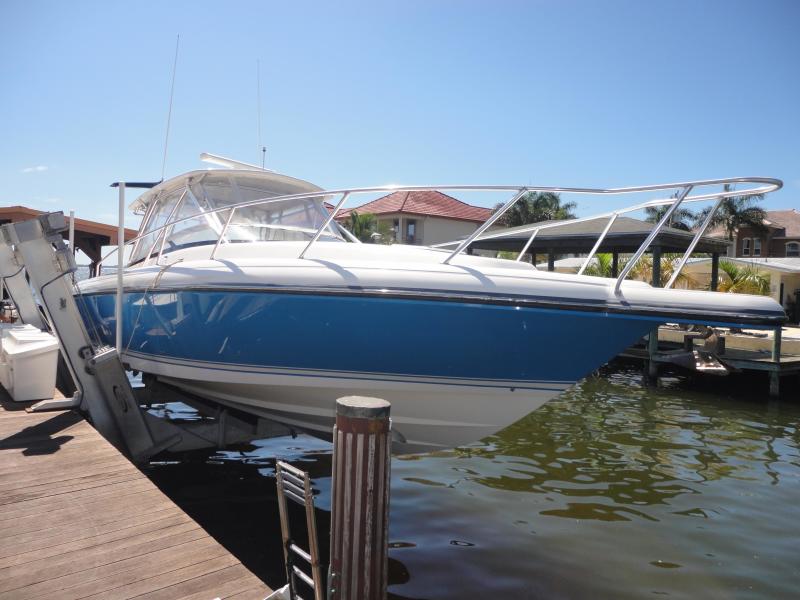 2003 Intrepid 377 Walkaround
