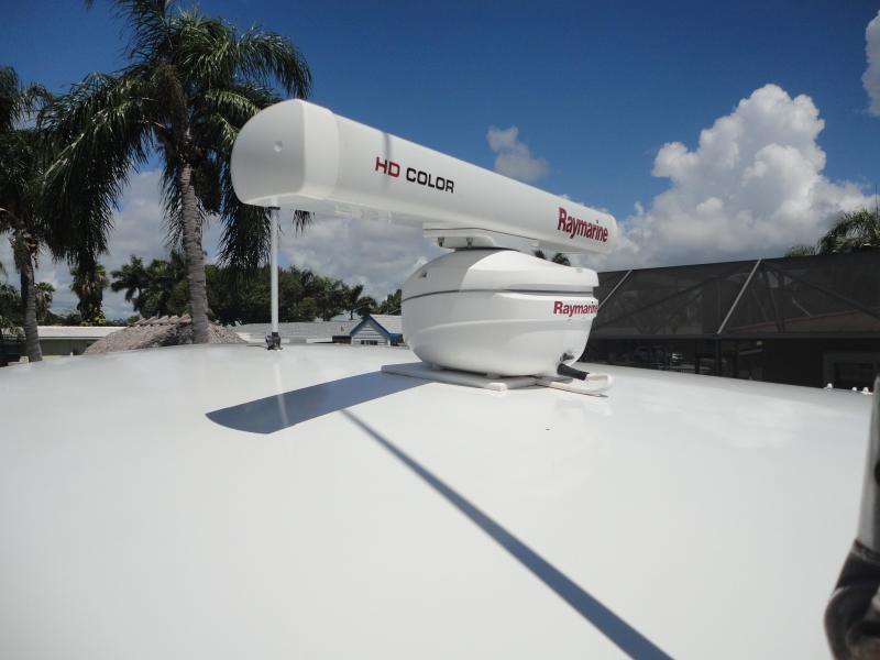 2003 Intrepid 377 Walkaround
