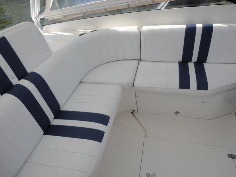 2003 Intrepid 377 Walkaround