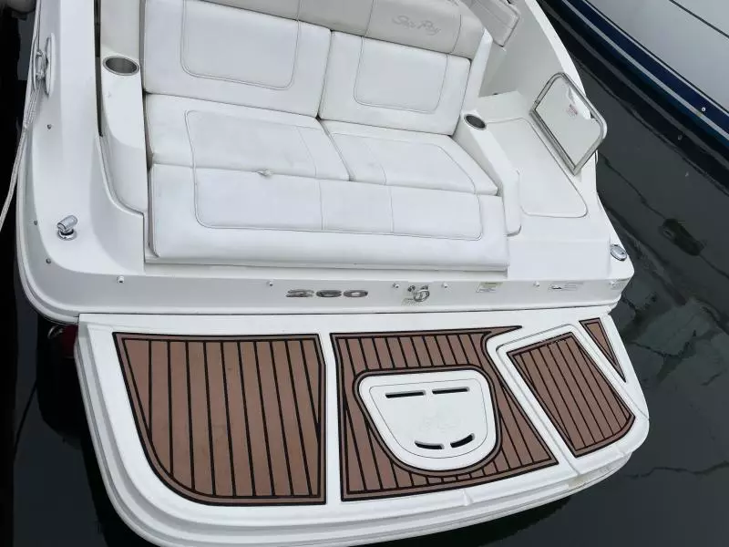 2013 Sea Ray Sundeck