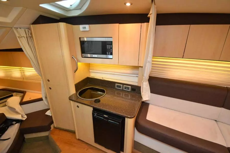 2014 Sea Ray 370 Venture