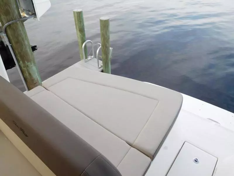 2014 Sea Ray 370 Venture