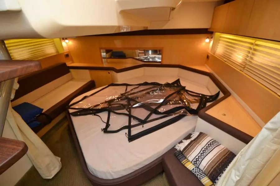 2014 Sea Ray 370 Venture