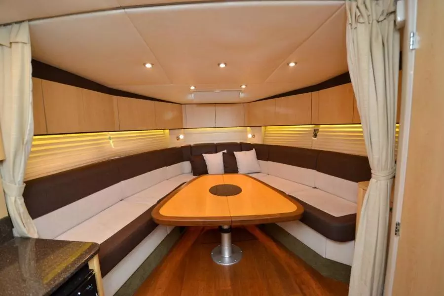 2014 Sea Ray 370 Venture