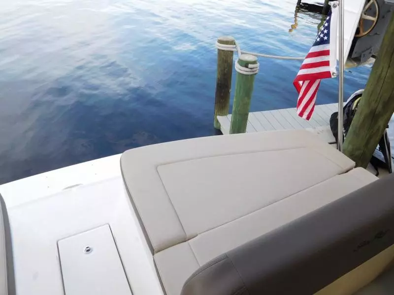 2014 Sea Ray 370 Venture