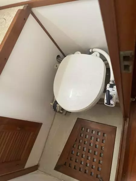Alondra 37ft Tayana Yacht For Sale