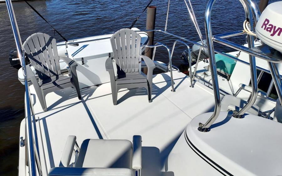 2003 American Tug 34 Pilothouse