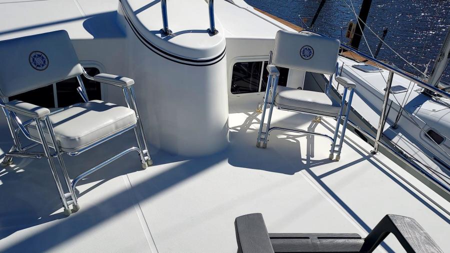 2003 American Tug 34 Pilothouse