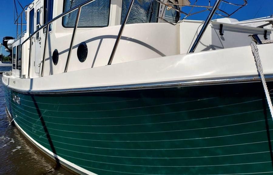 2003 American Tug 34 Pilothouse