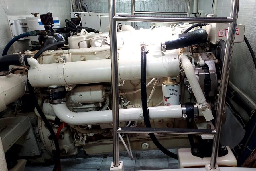 2003 American Tug 34 Pilothouse