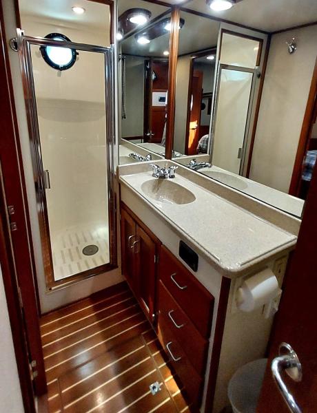 2003 American Tug 34 Pilothouse