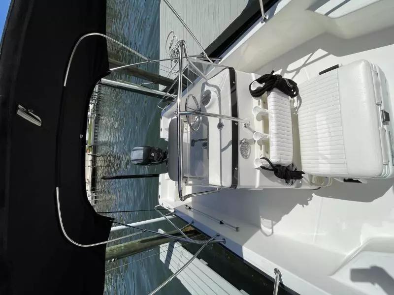 2014 Boston Whaler 190 Montauk